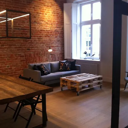 Luxury Design Nowy Swiat Apartment Warsaw
